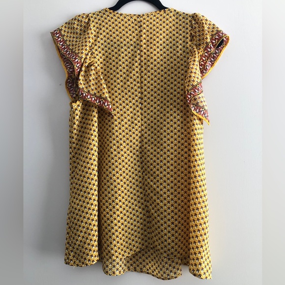 Max Studio - Yellow Pattern Sleeveless Top - BNWT - Picture 2 of 3